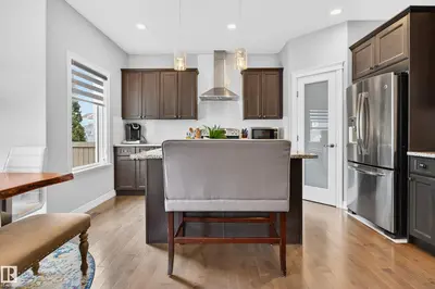Interior photo 2 of 3306 HILTON CR NW