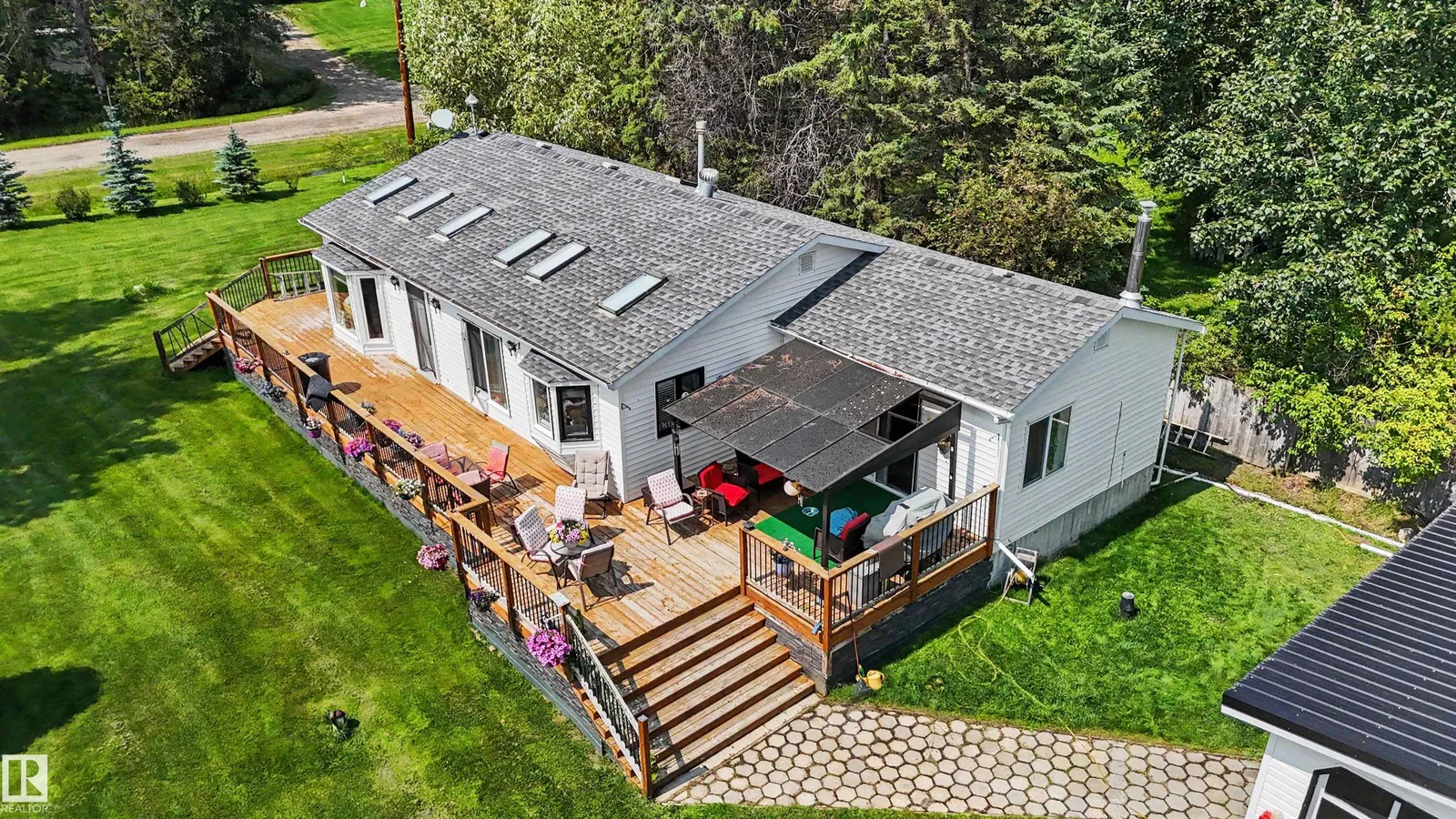 #709 55107 RGE ROAD 33, Rural Lac Ste. Anne County - 2 bedroom Detached Single Family for sale