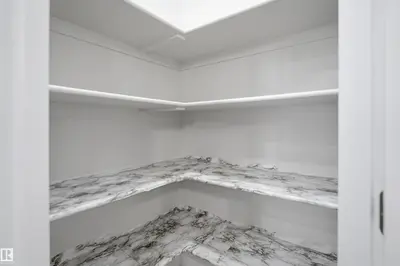 Interior photo 3 of #46 1703 16 AV NW