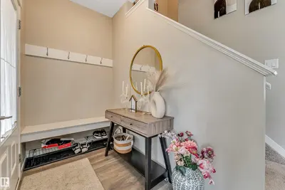 Interior photo 3 of 1514 26 AV NW