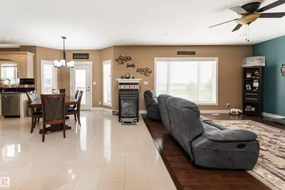 Interior photo 4 of 107 MCDOWELL WD