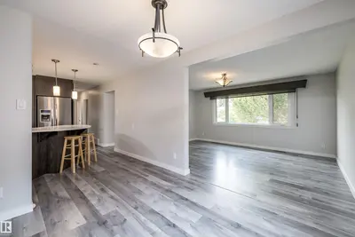 Interior photo 4 of 13207 77 ST NW
