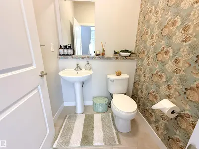 Interior photo 2 of 98 GREENBURY CL