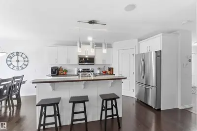 Interior photo 2 of 7 CATALINA CO