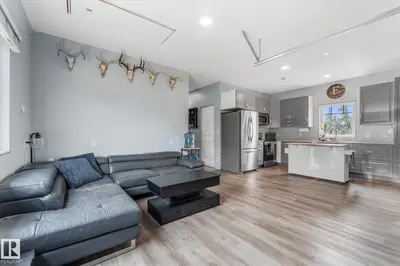 Interior photo 3 of 57023 RGE ROAD 220