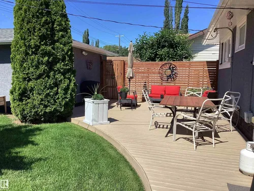 15627 83 AV NW, Edmonton - $512,500