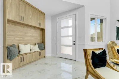 Interior photo 1 of 4012 40 ST