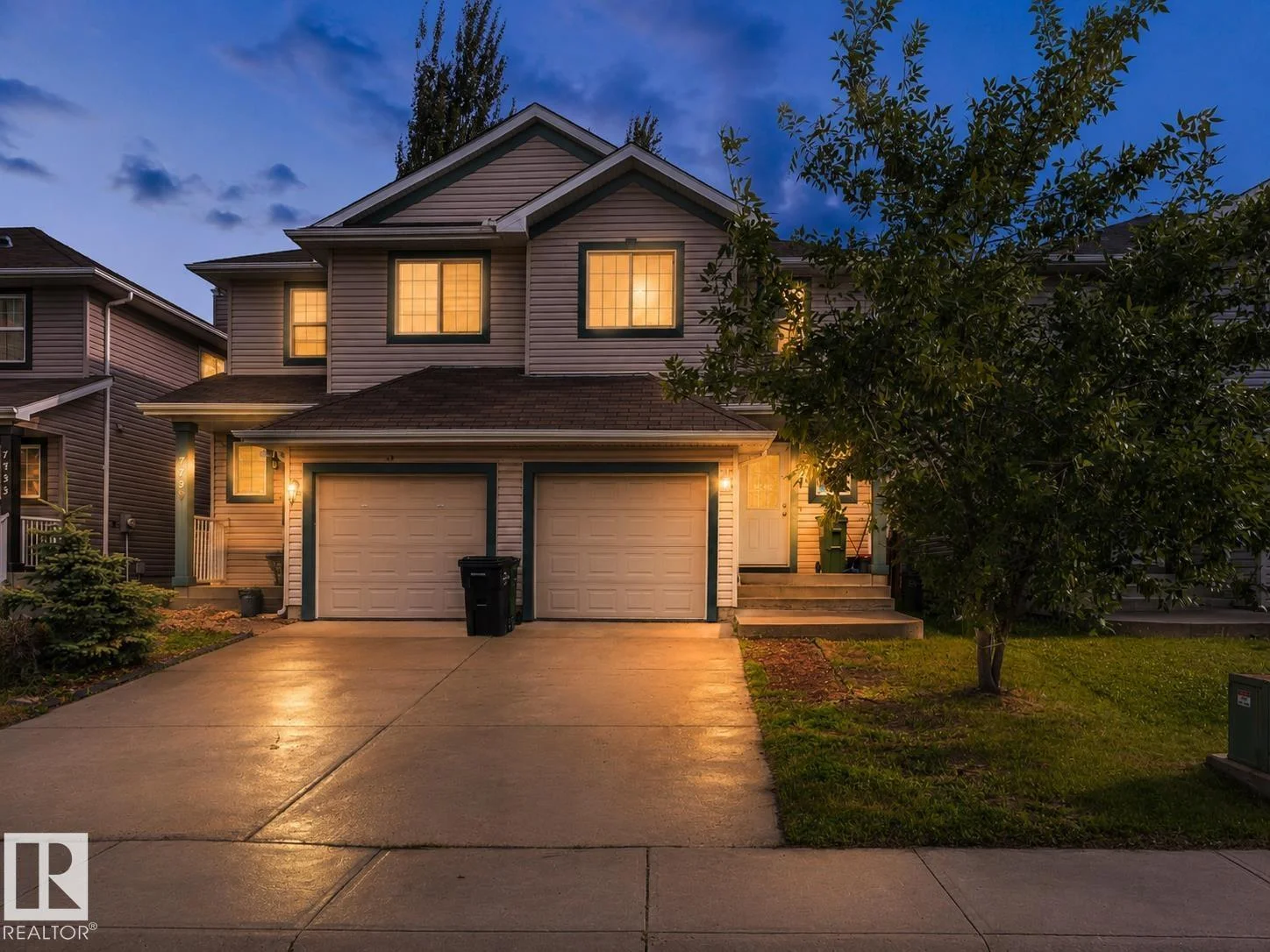 7743 8 AV SW SW, Edmonton - 3 bedroom Duplex for sale