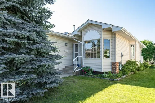 957 YOUVILLE DR W NW, Edmonton - $334,525