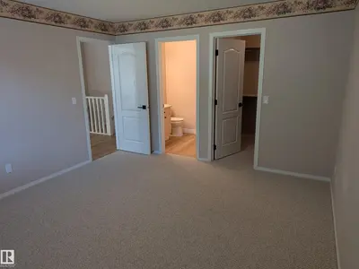 Interior photo 4 of 211 YOUVILLE DR E NW