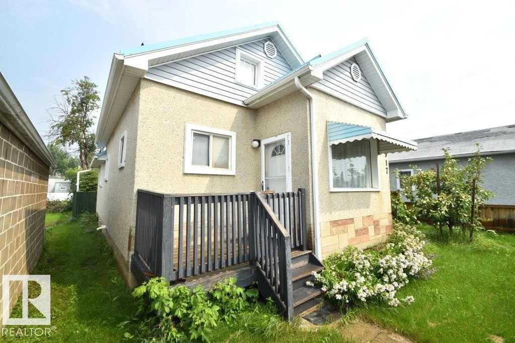 4917 49 ST, Redwater - 2 bedroom Detached Single Family for sale