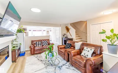 Interior photo 2 of 8527 ELLIS LINK LI NW