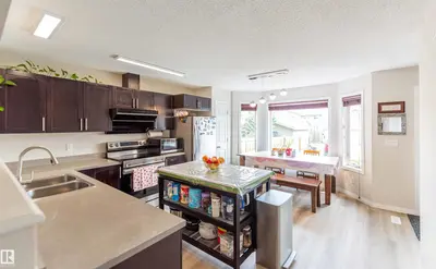 Interior photo 3 of 8527 ELLIS LINK LI NW