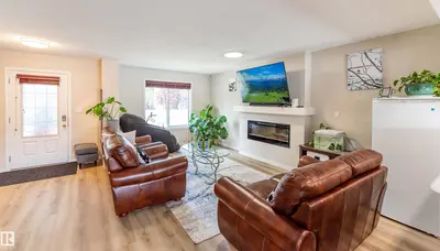 Interior photo 1 of 8527 ELLIS LINK LI NW