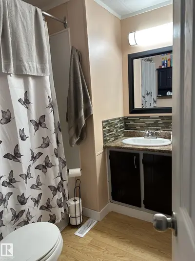 Interior photo 1 of #68 4204 47 ST
