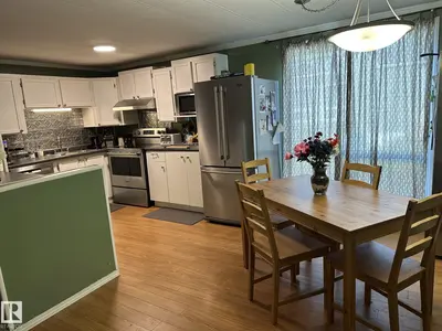 Interior photo 4 of #68 4204 47 ST