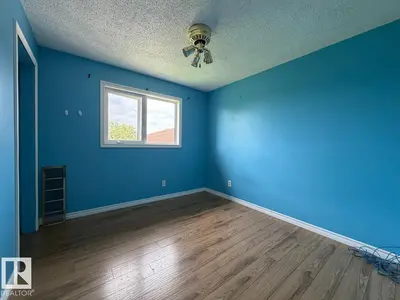 Interior photo 4 of 45 Richfield RD