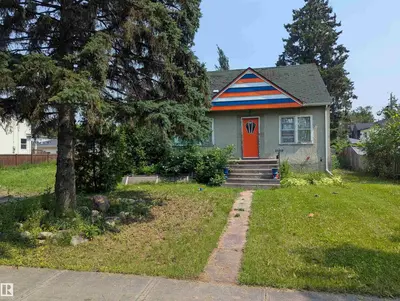 Interior photo 1 of 12119 123 ST NW