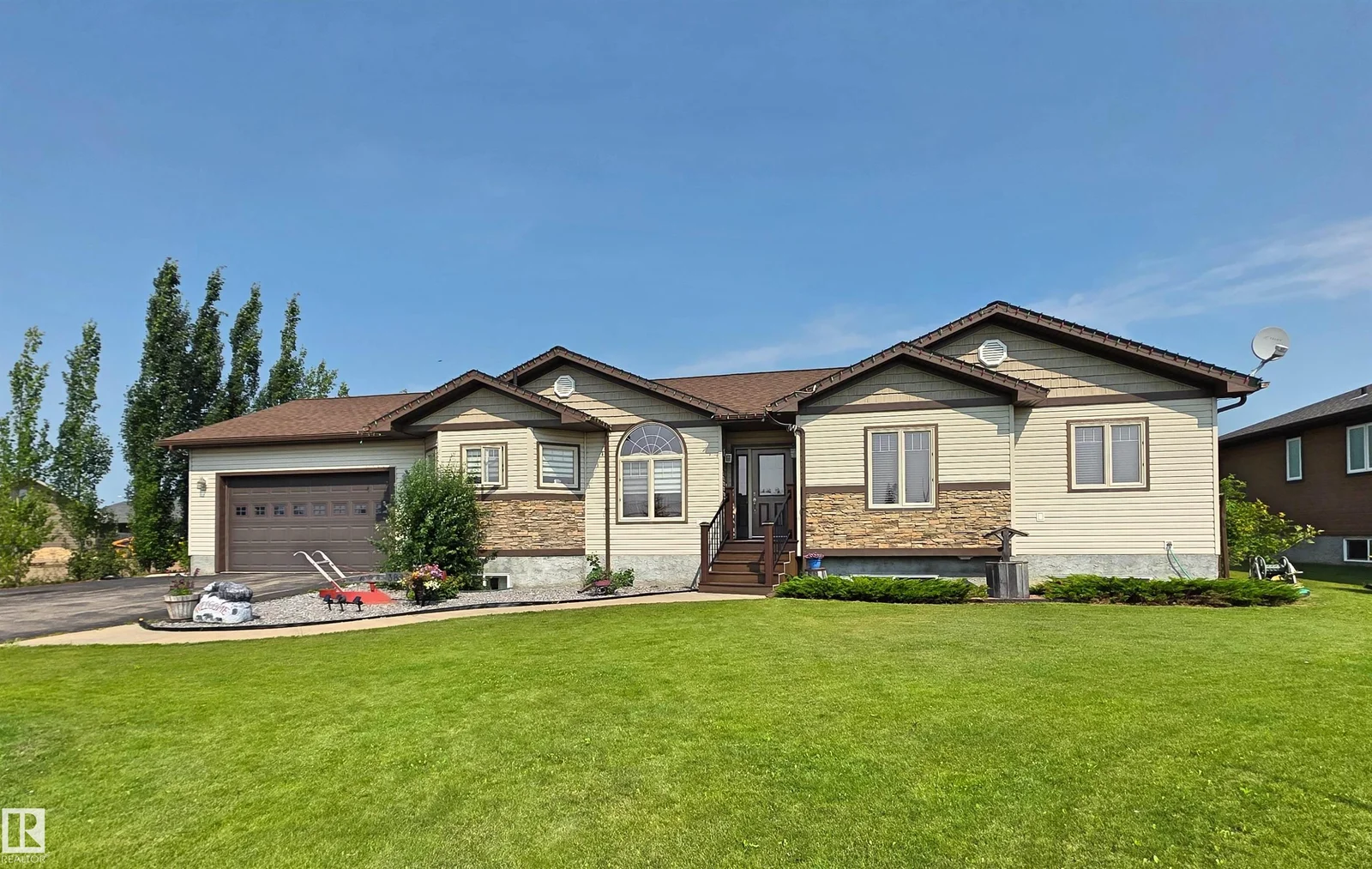 3818 2 Street East, Mallaig - 5 bedroom Detached Single Family for sale