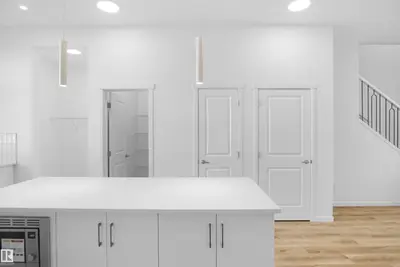 Interior photo 4 of 5115 PARC REUNIS WY