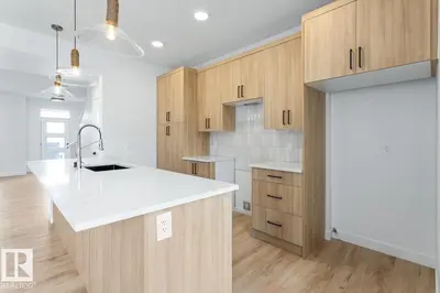 Interior photo 4 of 184 CATRIA PT