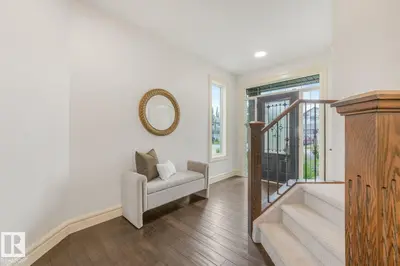 Interior photo 2 of 70 SUMMERCOURT RD