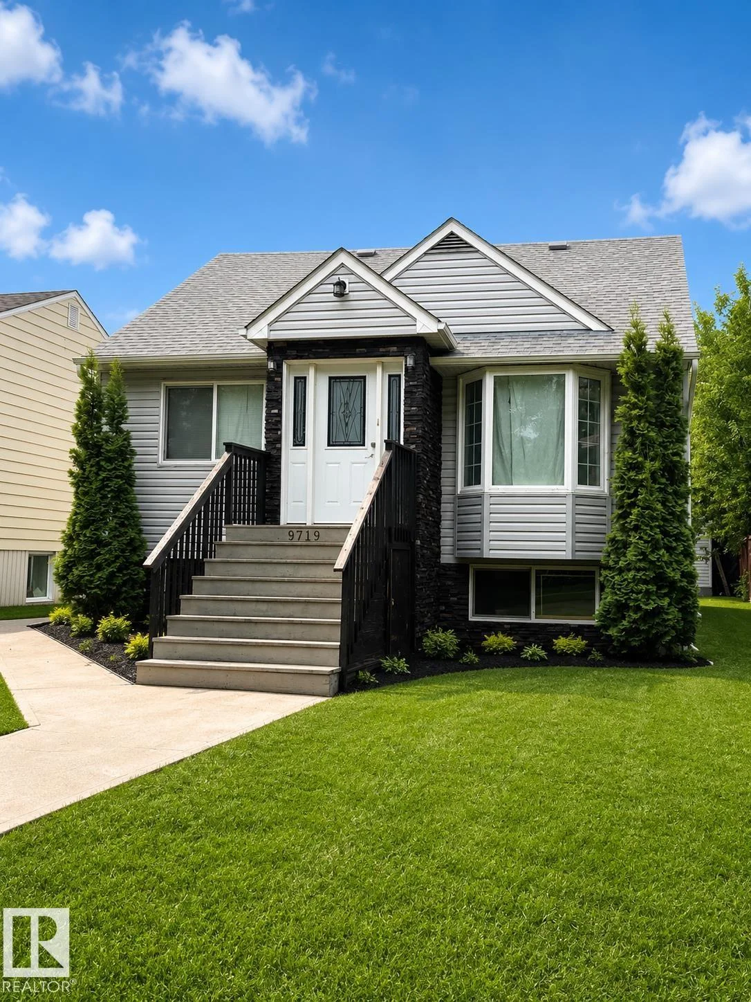9719 71 AV NW, Edmonton - 4 bedroom Detached Single Family for sale