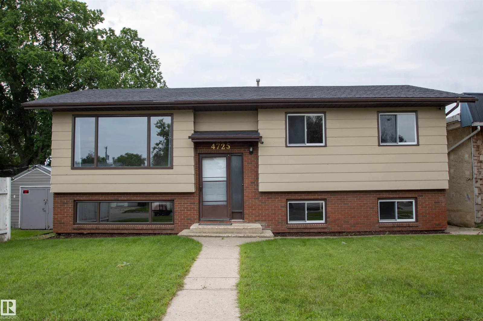 4725 45 Ave, St. Paul Town - 5 bedroom Detached Single Family for sale