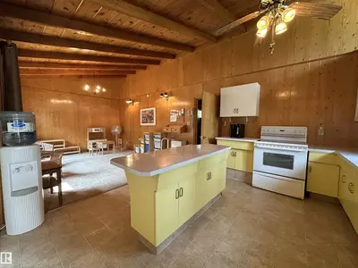 Interior photo 2 of 61 Lakeshore DR