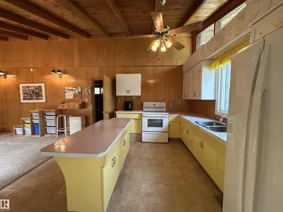 Interior photo 3 of 61 Lakeshore DR