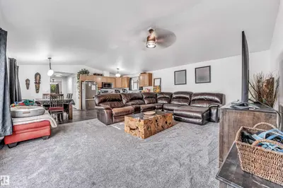 Interior photo 4 of 3400 lakeview point NW
