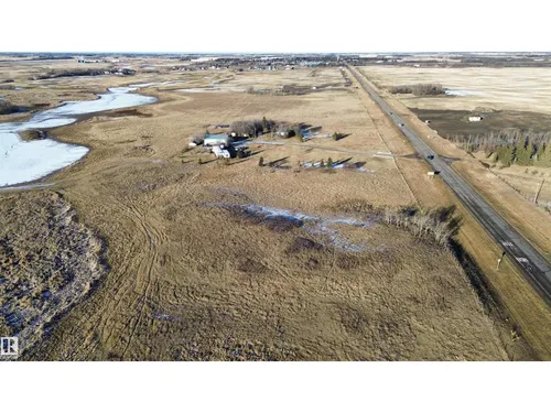 NW Corner Highway 16 & Highway 15, Rural Lamont County - $1,600,000