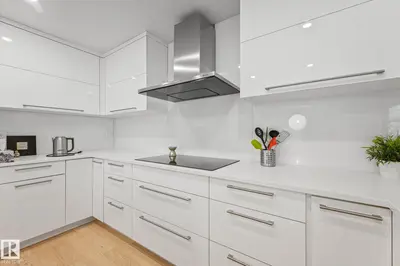 Interior photo 3 of 14128 98 AV NW