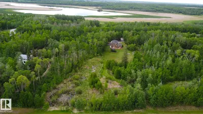 Interior photo 2 of #100 22549 TWP RD