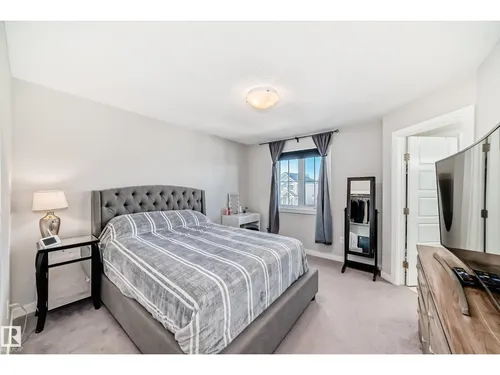 327 DESROCHERS BV SW, Edmonton - $419,000