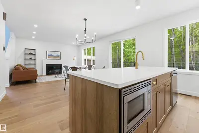 Interior photo 1 of 132 HERON POINT CL