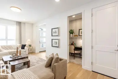 Interior photo 2 of 5611 Parc Reunis Way