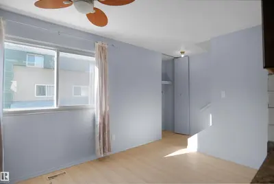 Interior photo 2 of 887 ABBOTTSFIELD RD NW