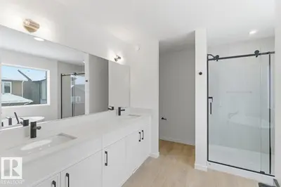 Interior photo 2 of 14 Devonshire DR