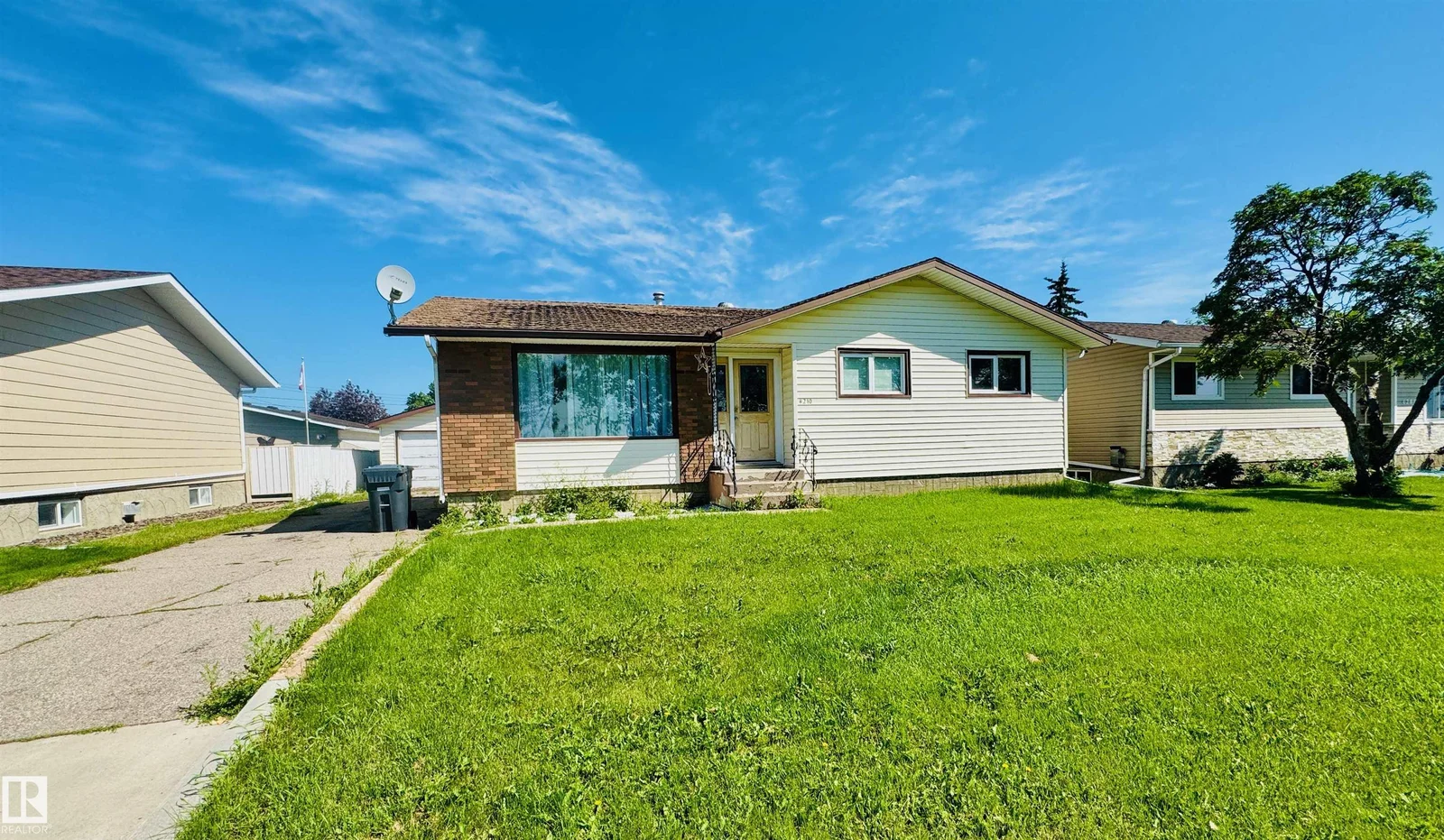 4210 48 AV, St. Paul Town - 5 bedroom Detached Single Family for sale