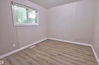 Interior photo 4 of 11338 85 ST NW