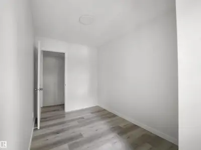 Interior photo 4 of #6 14220 80 ST NW