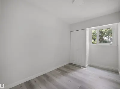 Interior photo 3 of #6 14220 80 ST NW