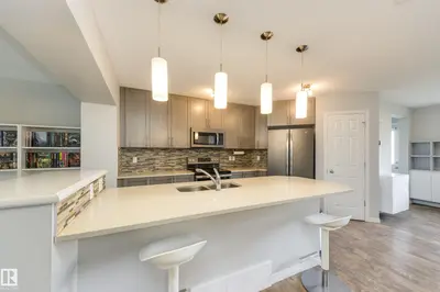 Interior photo 3 of 1241 CHAPPELLE BV SW