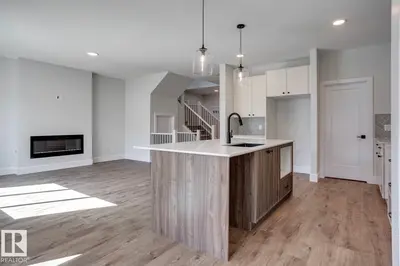 Interior photo 3 of 1744 WESTERRA WD
