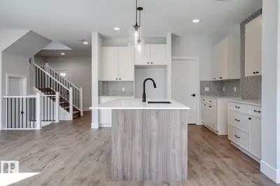 Interior photo 2 of 1744 WESTERRA WD