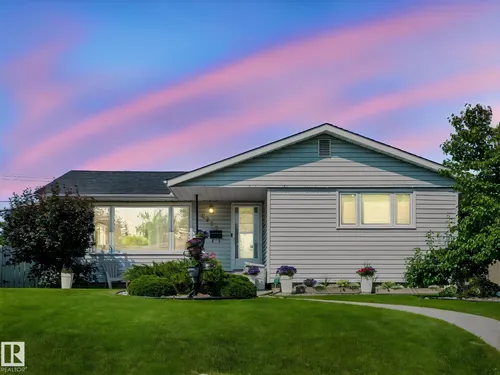 9528 54 ST NW, Edmonton - $549,900