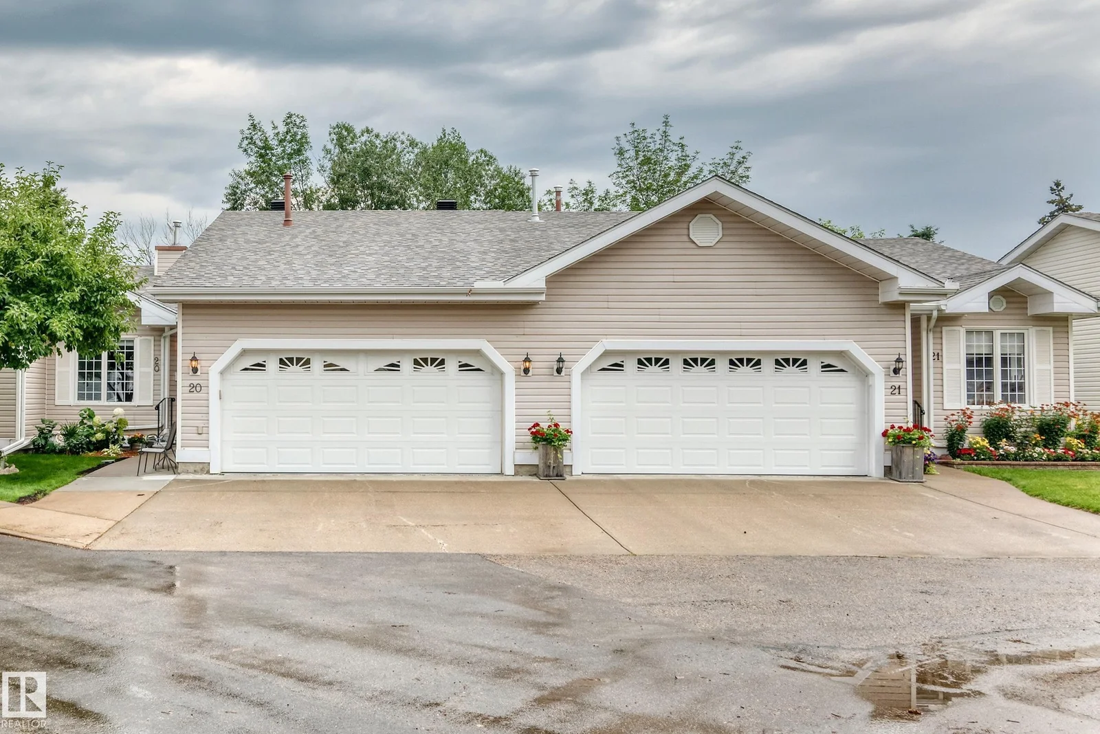 #20 9704 165 ST NW, Edmonton - 3 bedroom Duplex for sale