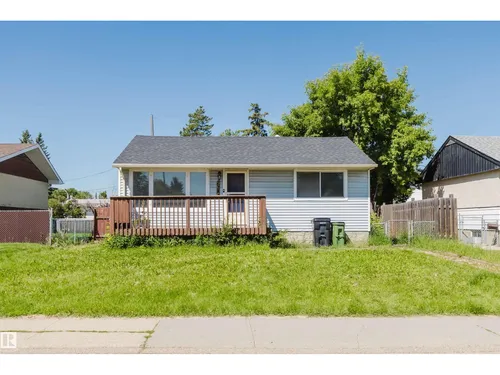 9606 163 ST NW, Edmonton - $369,000