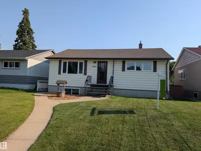 Interior photo 1 of 9747 66 AV NW